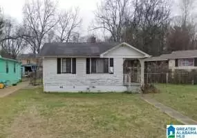 49 14TH COURT, BIRMINGHAM, Jefferson, Alabama, 35204, 1349063, 2 Bedrooms Bedrooms, ,1 BathroomBathrooms,Single Family Home,For Sale,14TH COURT,1349063