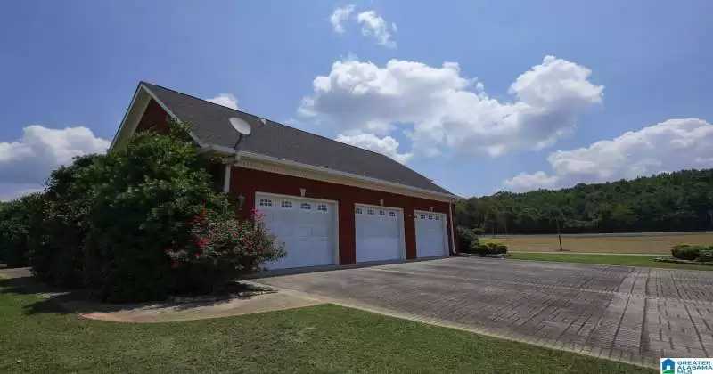 32135 HIGHWAY 411, ASHVILLE, St Clair, Alabama, 35953, 1360371, 4 Bedrooms Bedrooms, ,4 BathroomsBathrooms,Single Family Home,For Sale,HIGHWAY 411,1360371