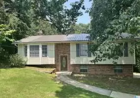 712 COUNTRY CLUB TRAIL, GARDENDALE, Jefferson, Alabama, 35071, 1361708, 3 Bedrooms Bedrooms, ,2 BathroomsBathrooms,Single Family Home,For Sale,COUNTRY CLUB TRAIL,1361708