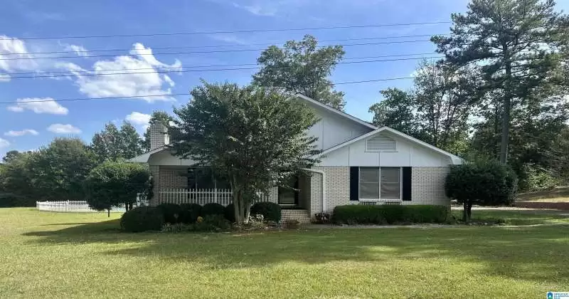 69 REAVES DRIVE, MUNFORD, Talladega, Alabama, 36268, 21367155, 3 Bedrooms Bedrooms, ,3 BathroomsBathrooms,Single Family Home,For Sale,REAVES DRIVE,21367155