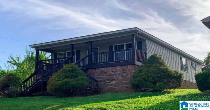 828 47TH PLACE, BIRMINGHAM, Jefferson, Alabama, 35222, 21382944, 3 Bedrooms Bedrooms, ,2 BathroomsBathrooms,Single Family Home,For Sale,47TH PLACE,21382944