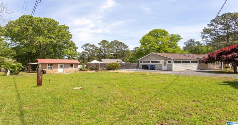99 HICKORY LANE, PELL CITY, St Clair, Alabama, 35128, 21383024, 3 Bedrooms Bedrooms, ,3 BathroomsBathrooms,Single Family Home,For Sale,HICKORY LANE,21383024