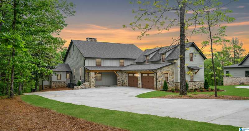 3196 INDIAN CREST DRIVE, INDIAN SPRINGS VILLAGE, Shelby, Alabama, 35124, 21383101, 4 Bedrooms Bedrooms, ,4 BathroomsBathrooms,Single Family Home,For Sale,INDIAN CREST DRIVE,21383101