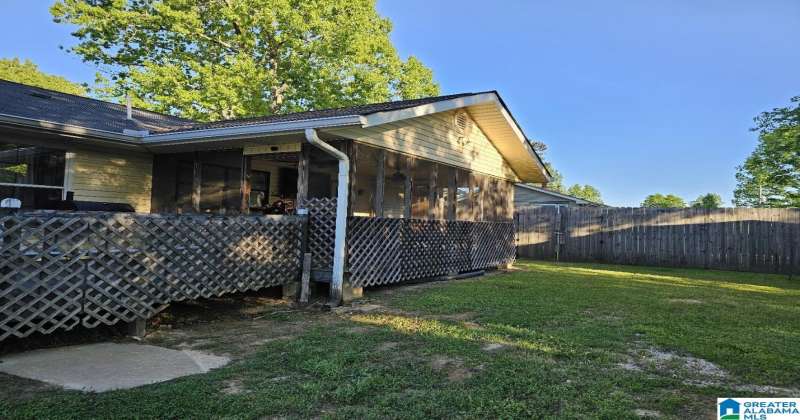 810 12TH TERRACE, PLEASANT GROVE, Jefferson, Alabama, 35127, 21383544, 3 Bedrooms Bedrooms, ,2 BathroomsBathrooms,Single Family Home,For Sale,12TH TERRACE,21383544
