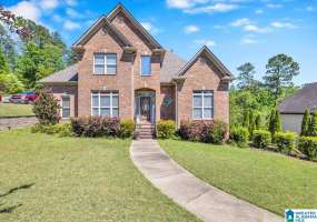 1025 GRANDE VIEW PASS, MAYLENE, Shelby, Alabama, 35114, 21383719, 5 Bedrooms Bedrooms, ,5 BathroomsBathrooms,Single Family Home,For Sale,GRANDE VIEW PASS,21383719