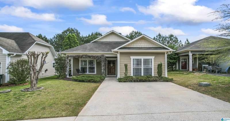 305 HATHAWAY LANE, ODENVILLE, St Clair, Alabama, 35120, 21384104, 3 Bedrooms Bedrooms, ,2 BathroomsBathrooms,Single Family Home,For Sale,HATHAWAY LANE,21384104