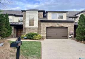 764 FLAG CIRCLE, HOOVER, Jefferson, Alabama, 35226, 21384870, 2 Bedrooms Bedrooms, ,3 BathroomsBathrooms,Townhouse,For Sale,FLAG CIRCLE,21384870